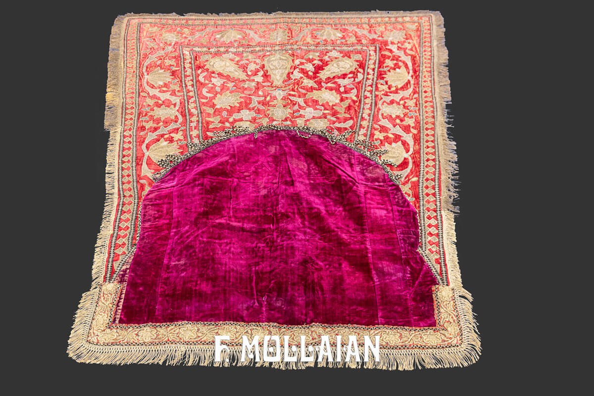 Turkish Embroidery metal thread on Velvet Antique Ottoman Textile n°:165897